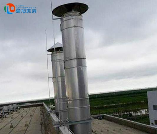 不銹鋼煙囪的安裝十分的簡單和快速